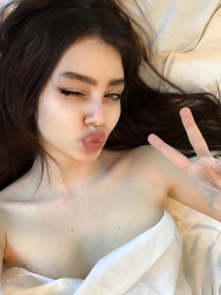 Азалия привлекальеная девушка из Томска цена от 5000 руб