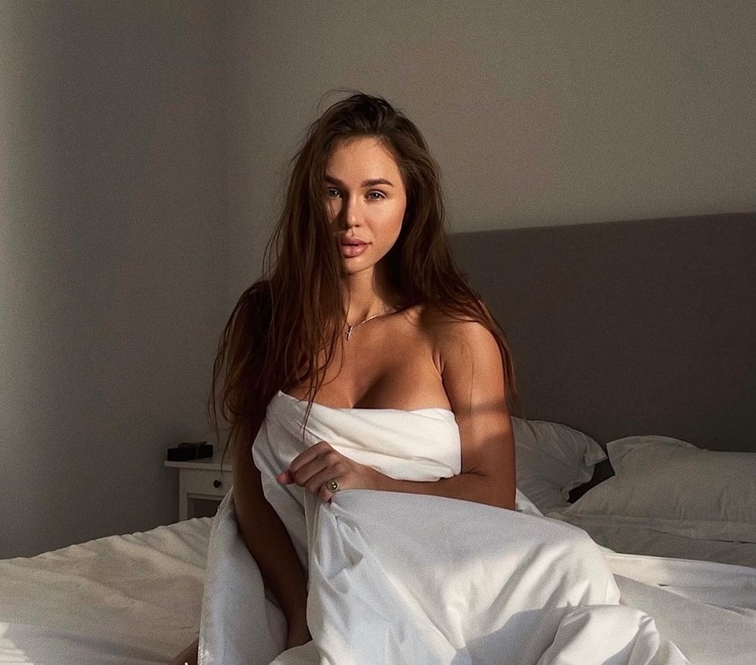 Лизочка привлекальеная девушка из Томска цена от 3000 руб