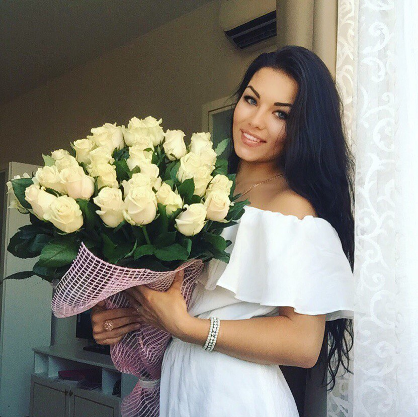 Стефани привлекальеная девушка из Томска цена от 3500 руб