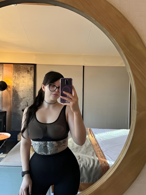 Наташа привлекательная девушка из Томска цена от 1500 руб