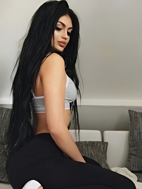 Нелли привлекательная девушка из Томска цена от 4000 руб