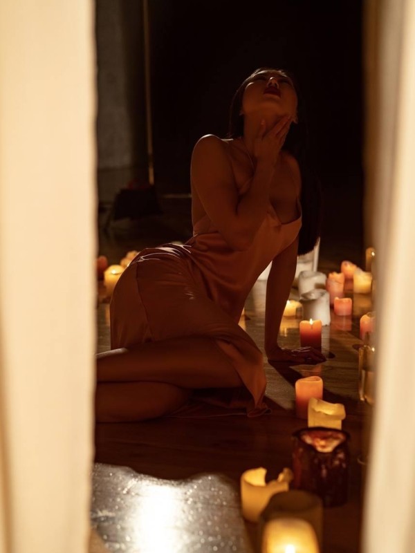 Тоня привлекательная девушка из Томска цена от 7000 руб